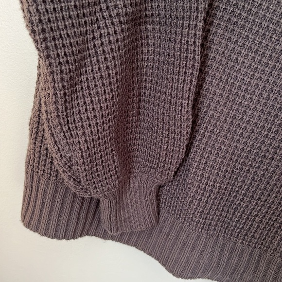 Zenana V-Neck Oversized Sweater / Size 1X - Picture 3 of 5